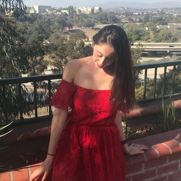 ππ Host Pick Red Lace XS Express Shoulder Dress - Picture 3 of 8